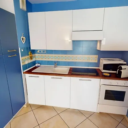 60vb - Beau 2p Avec Terrasse Plein Centre Appartement *